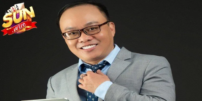 Việt Lion trong một buổi làm việc về chiến lược phát triển tại trụ sở chính